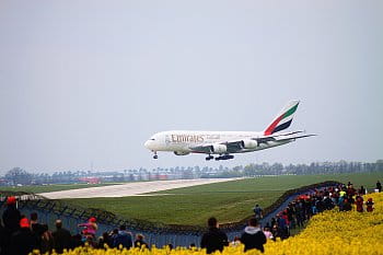 Airbus A 380 Premiérové přistání na pravidelnou linku Praha