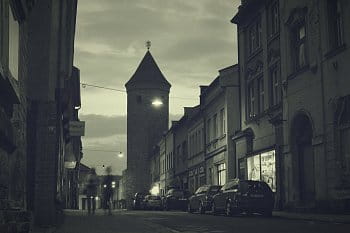 Večerní město - Dvůr Králové nad Labem