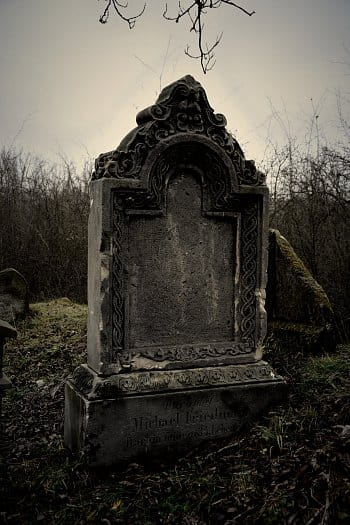 Zapomenutý hřbitov 1