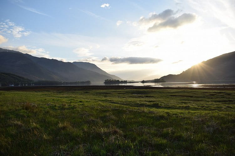 Zapadající slunce nad Glencoe