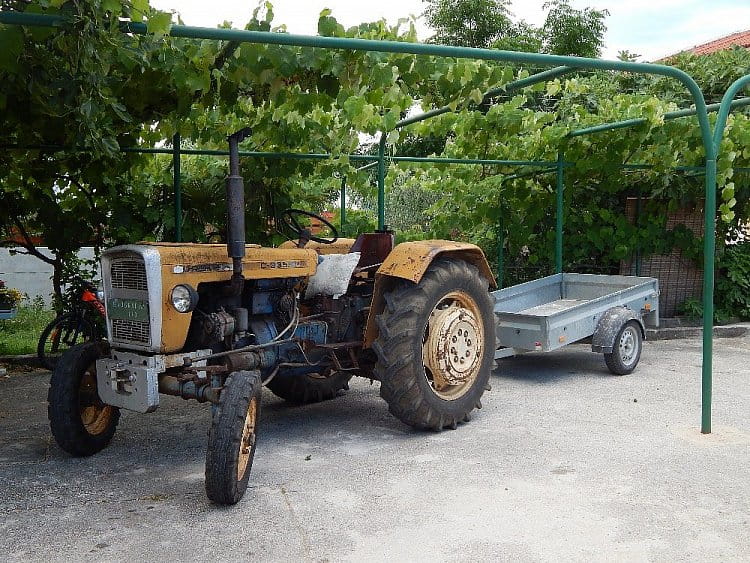 traktor z chorvatských hor
