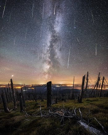 Roklan a roj meteoritů