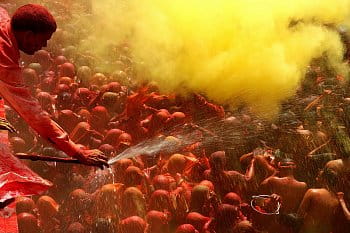 Svátek Holi - svátek barev a vody ...
