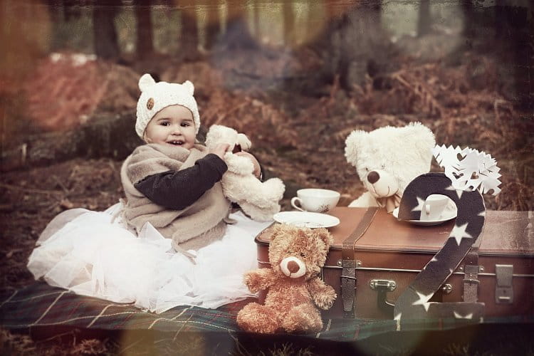 Lilinka na narozeninovém pikniku s medvídky
