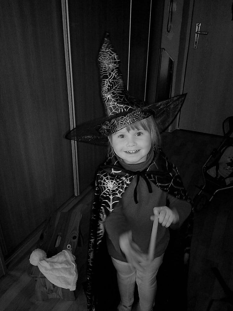 Malá čarodějka