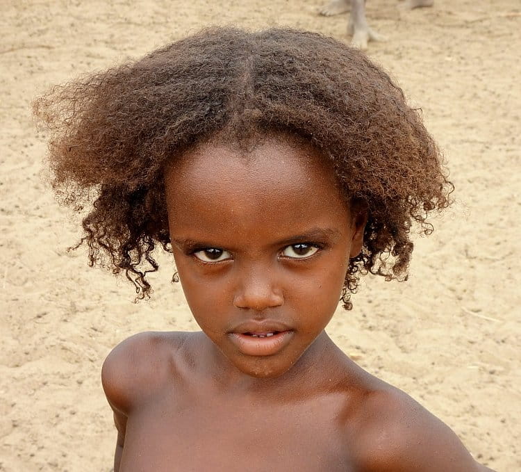 Dievča z kmeňa Erbore, Etiópia