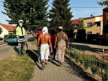 pomáhat a chránit...a prásk někdo policistu ukradl