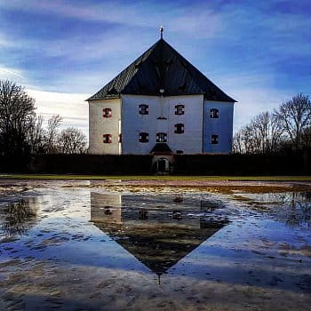 Letohrádek Hvězda