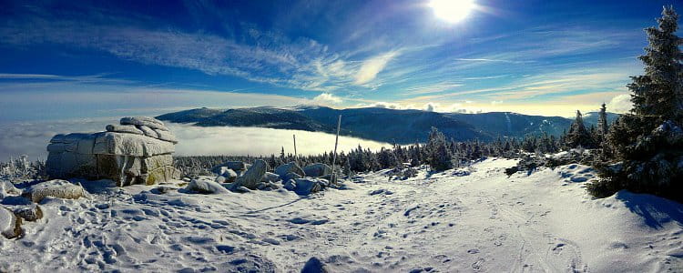 Krkonošské panorama od Dívčích kamenů