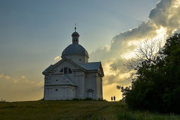 Kaple sv. Šebestiána na Svatem kopečku u Mikulova