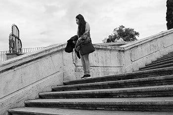 Nezvyklý klid na Španělských schodech