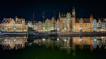 Noční Gdańsk