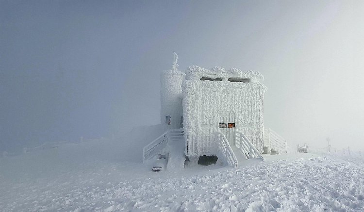 Výzkumná polární stanice