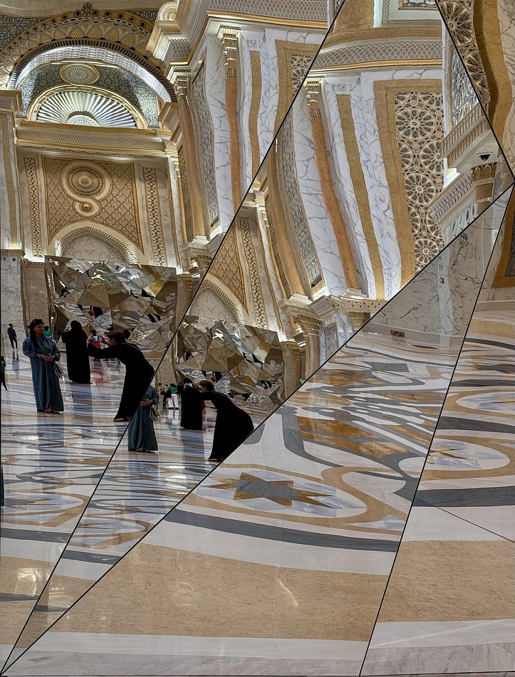 Kaleidoskop skutečnosti