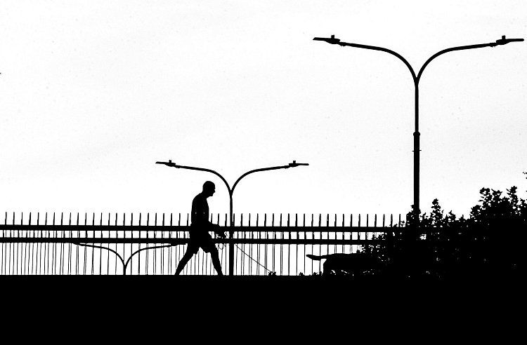 Cesta přes lávku do Rybářů