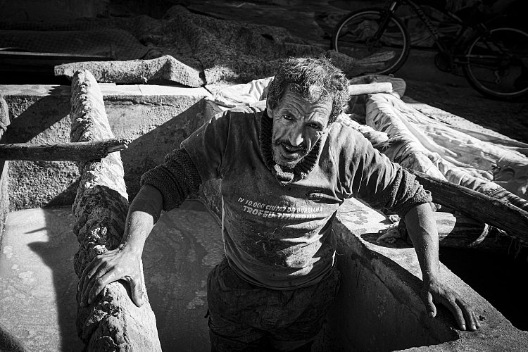 když šlapeš kůže...