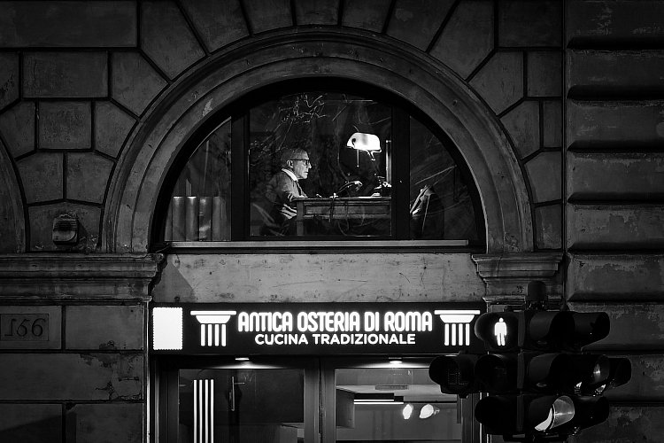 Pán pracující přesčas