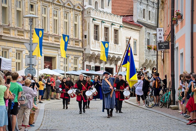 Slavonice 765 let