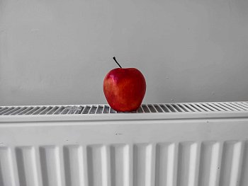 Minimalistické jablko