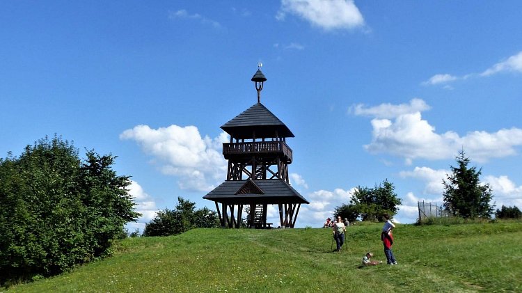 K rozhledně Maruška