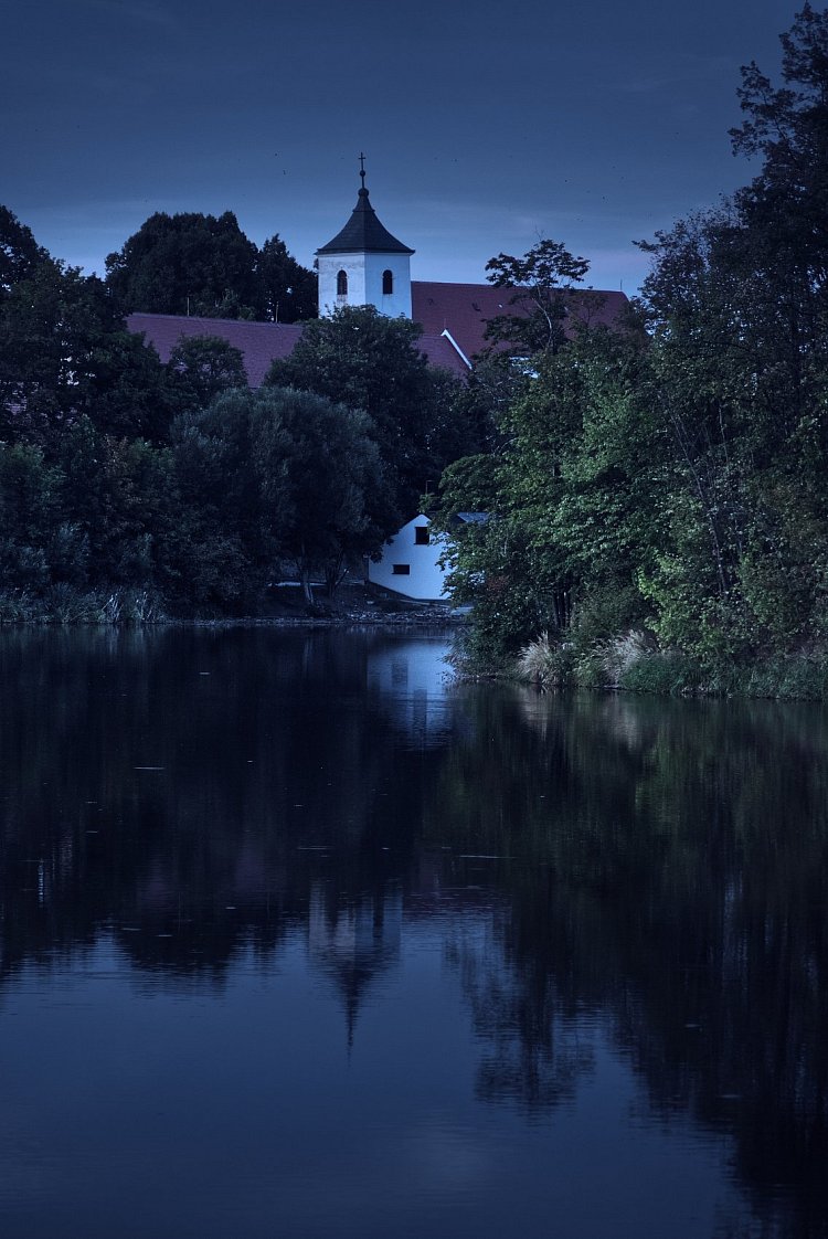Večerní Budeč