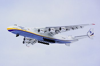 Transportní letoun AN-225 Mrija